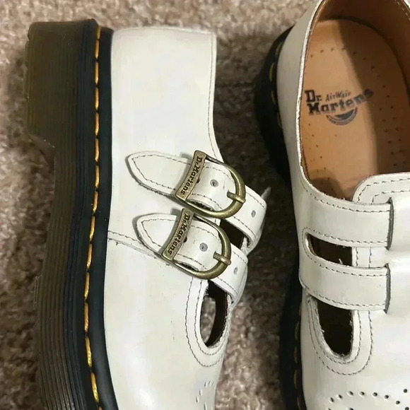 Dr. Martens - Picture 6 of 8
